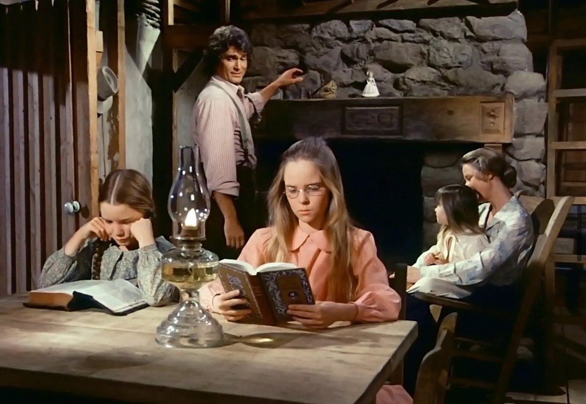 Nous hier soir sans électricité ni eau chaude ni chauffage. Les Ingalls ont une cheminée au moins… <a href="/icfhabitat/">ICF Habitat</a> <a href="/Mairie17/">Mairie du 17e</a> <a href="/geoffroyboulard/">Geoffroy Boulard</a> <a href="/chikirouparis/">Sophia Chikirou</a> <a href="/egregoire/">Emmanuel Grégoire</a> <a href="/datirachida/">Rachida Dati ن</a> <a href="/Paris/">Paris</a> <a href="/le_Parisien/">Le Parisien</a> <a href="/LeaBalage/">Léa Balage El Mariky</a>