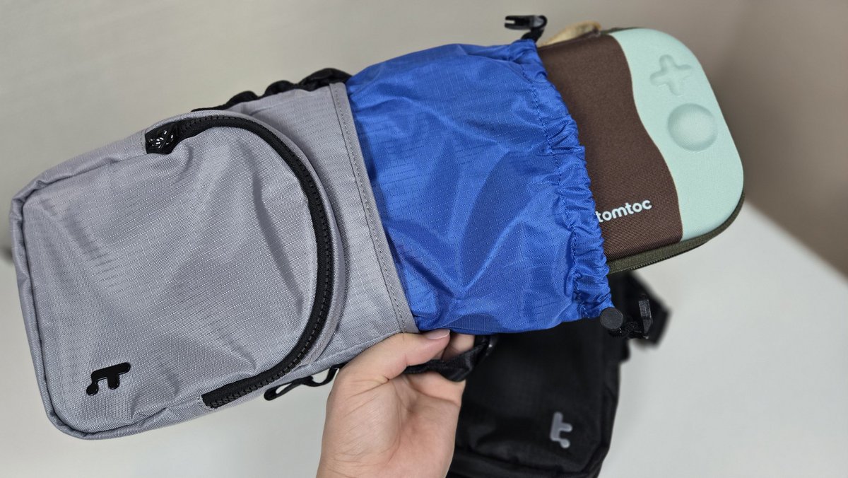 nonnbiri_maru's tweet image. 【#PR 】
Switch 2のお出かけに悩んでる人必見👀
tomtocさんのG50遊びポーチがめちゃくちゃ便利で感動しました😭✨

○ #Switch2 をしっかり守りながら持ち運べる！ 
○ 見た目以上の収納力で日常使いも◎ 
○ コーデの邪魔をしないシンプルデザイン

使ってみた正直な感想はリプ欄で！👇 
#tomtoc…