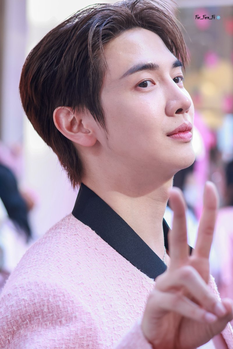 For_Fern_ft's tweet image. เสิร์ฟความหล่อแบบ ใกล้ๆ 70-300 

@maxky_rp 
MAXKY X DONUT DISTURB

#BioActivexMaxky
#maxky_rp