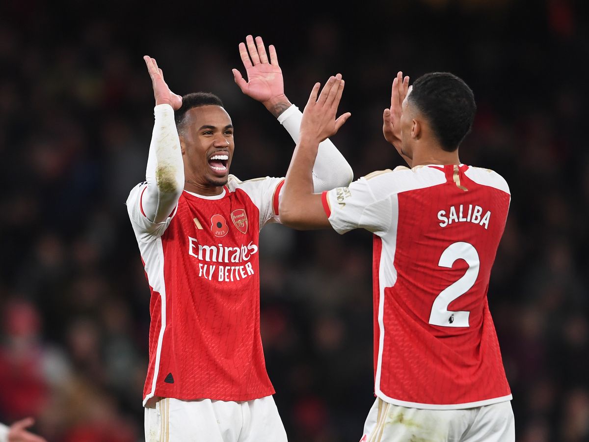 ArsenalRadar's tweet image. 🚨 Arsenal Injury Update ⚕️🩺

William Saliba
Potential return date: Unknown, pending further assessment 🤞

Gabriel Magalhães
Potential return date: December / January 📅

Leandro Trossard
Potential return date: Wednesday, December 3 vs Brentford (H) ⚽

Kai Havertz
Potential…