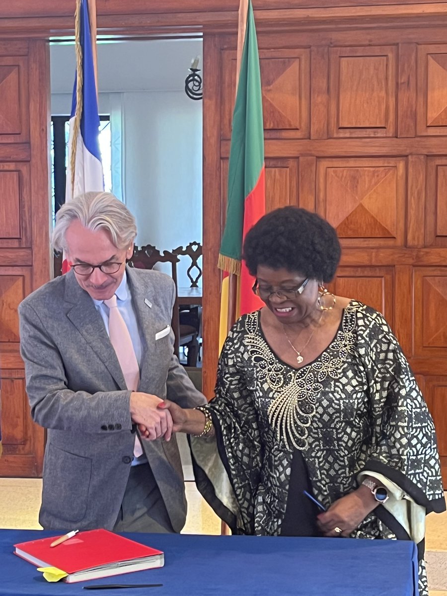 L'Initiative tweet media