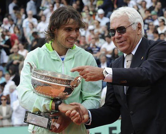 Ho appena saputo della triste notizia della partenza di un grande del tennis italiano e mondiale. 

Le mie più sentite condoglianze a tutta la sua famiglia, il suo figlio Filippo, e tutta la famiglia del tennis italiano. DEP Nicola