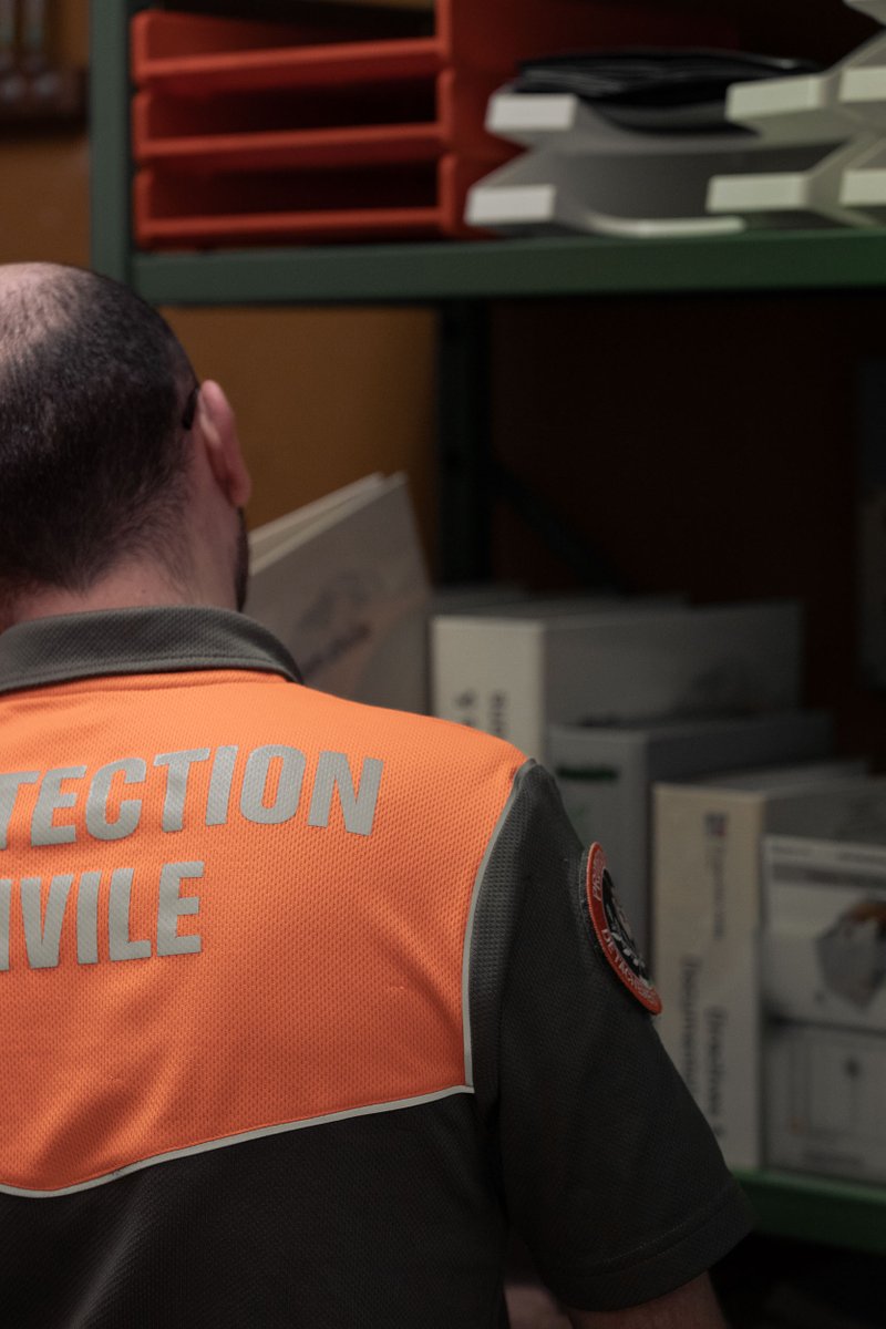 PCiVD's tweet image. Cours chef de groupe Aide à la conduite

Conduire, commander, instruire. C'est sur la base de ces termes que les futurs chef de groupe sont formés. Après une semaine d'apprentissage, les soldats auront l'occasion de mettre en pratique les acquis durant un stage sur le terrain.