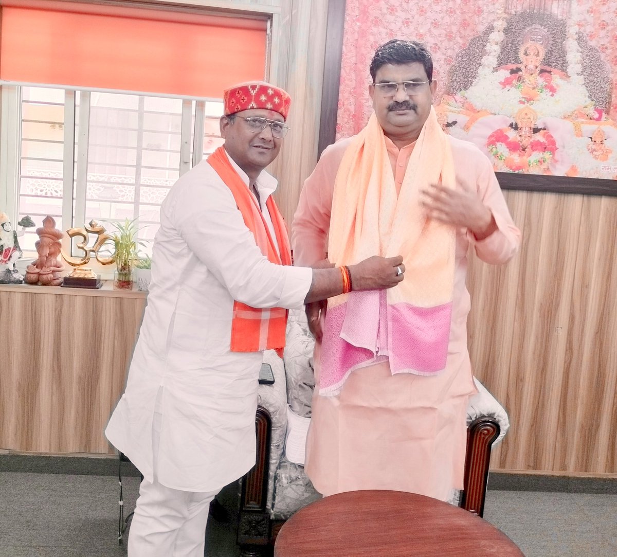 mahendrabjplko's tweet image. भाजपा उत्तर प्रदेश के माननीय महामंत्री (संगठन) श्री धर्मपाल सिंह जी को जन्मदिन की हार्दिक बधाई एवं शुभकामनाएँ। Dharampal Singh 
ईश्वर से प्रार्थना है कि आपको उत्तम स्वास्थ्य, दीर्घायु और निरंतर ऊर्जा प्रदान करें।
#Dharmpalsingh #birthday #janmdin #BJP4UP