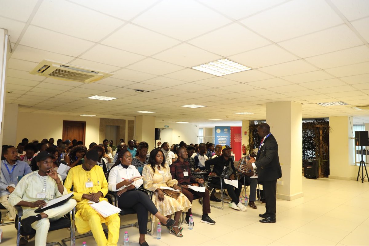 About 100 online volunteers have been trained on #InformationIntegrity #Peace and #SocialCohesion during elections. 
This is part of the #UN_CMR-<a href="/Minjec00237/">Minjec 237</a> led project for civic education and national integration. 
#UNElectoralAssistanceCMR 
<a href="/UNV_ROWCA/">UNV West & Central Africa</a>