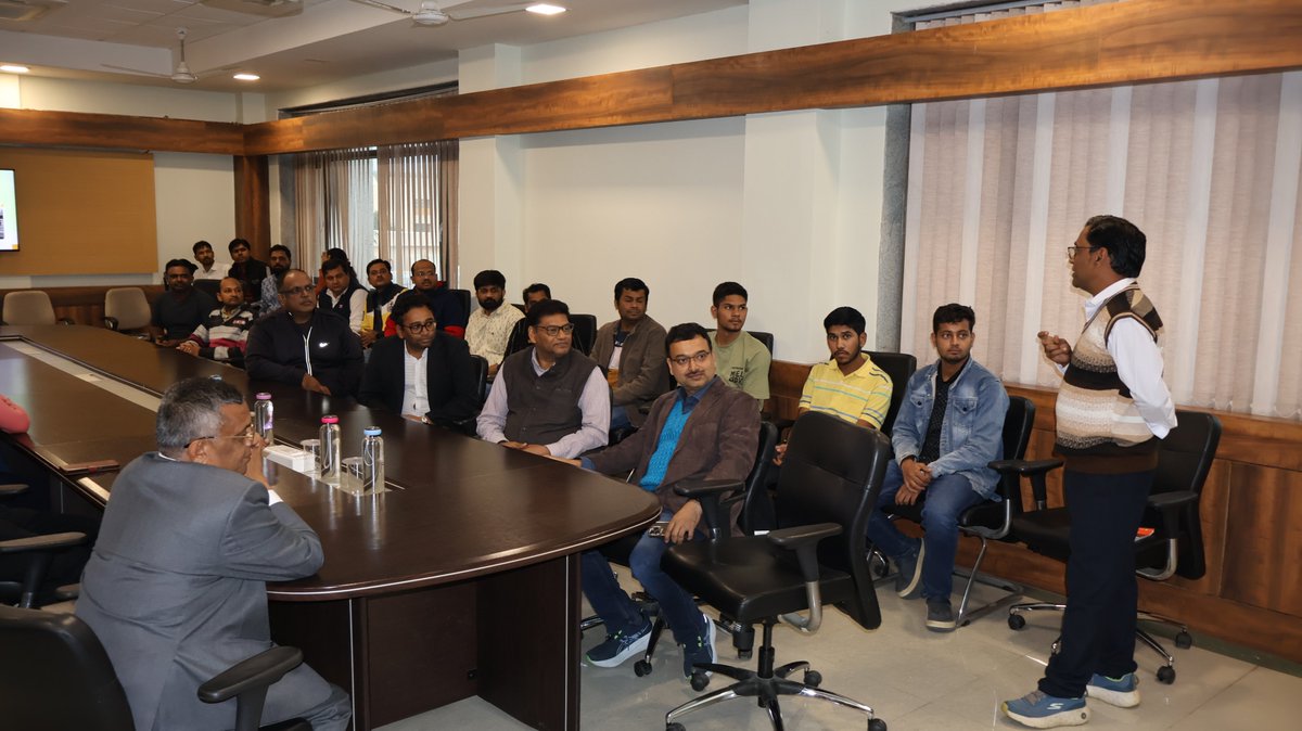 LibraryIISERB's tweet image. Library Week Celebration 2025 
What an amazing week we had from Nov 14–20, filled with fun, learning, and creativity! The Closing Ceremony on Nov 20, 2025 was a highlight, with our Honourable Director Sir presenting prizes and certificates to our talented winners. 
#LibraryWeek