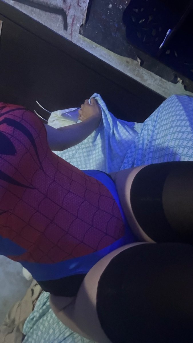 iluvbringsubdy's tweet photo. Not new to #nsfwtwt , but my intro 

♡ 19
♡ She/Her
♡ Bondage Lover
♡ Mdni 🩵 https://t.co/NmZbnsYld3