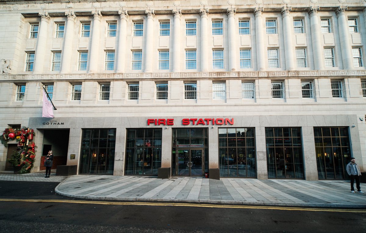 Hawaay61's tweet image. #AlphabetChallenge #WeekWforWindows 

Was a Fire Station now a Hotel!