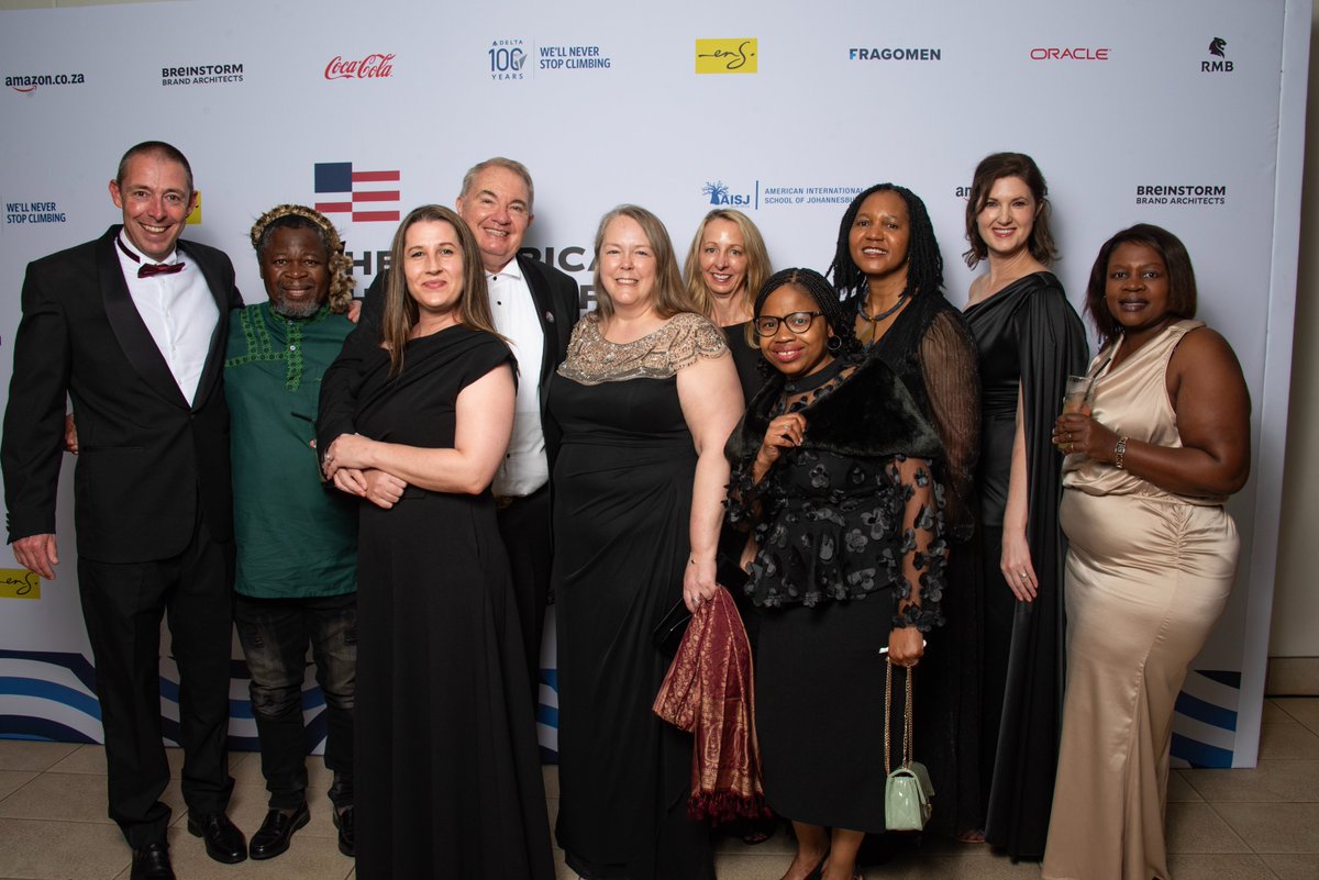 USEmbassySA's tweet photo. The U.S. Mission joined @AmchamZAR's Thanksgiving Gala to recognize the strength of U.S. companies innovating and breaking new ground across key sectors.
From digital infrastructure to aviation, U.S. businesses continue to lead with high standards and vision.
#AmChamSA https://t.co/S6I92Zizob