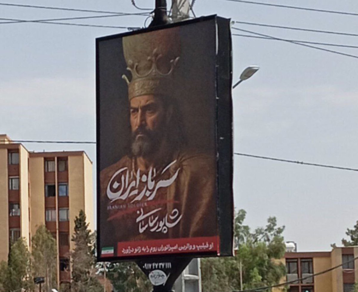 آخوند وقتی کارش گیره vs آخوند وقتی خرش از پل می‌گذره
«مادرجنده تر از بچه شیعه در جهان پیدا نمیکنید»
#جمهوری_مادرجندگان_اسلامی