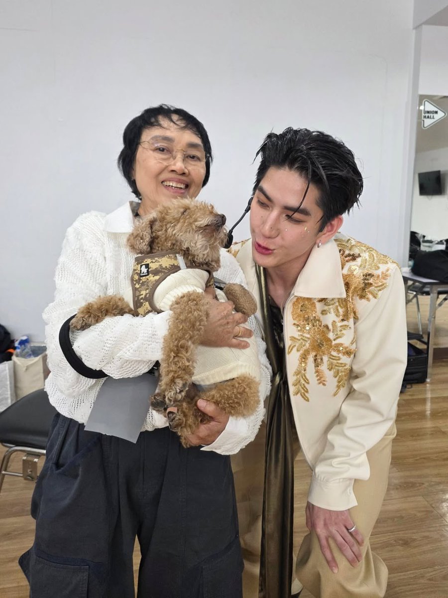 seatawinanfc's tweet photo. แม่ก็อตจิ 🤍

IG : tamagodji update ✨

#JimmySeaFanconD2
#sea_tawinan @Sea_tawinan https://t.co/MzOUrEJh7K