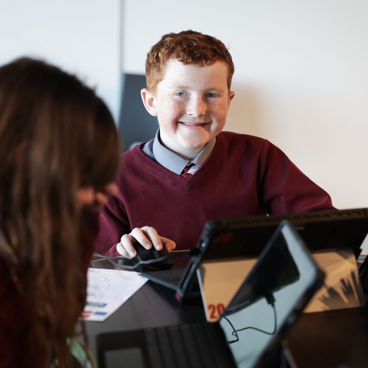 W5_LIFE's tweet image. Turn your classroom into a digital innovation hub! 💻

Dream Space Virtual Workshops bring creative coding with BBC micro:bits straight to your students, boosting teamwork, problem-solving and STEM skills.

➡️ Book now: bit.ly/DreamSpaceVirt…

#MSDreamSpace @MS_eduIRL