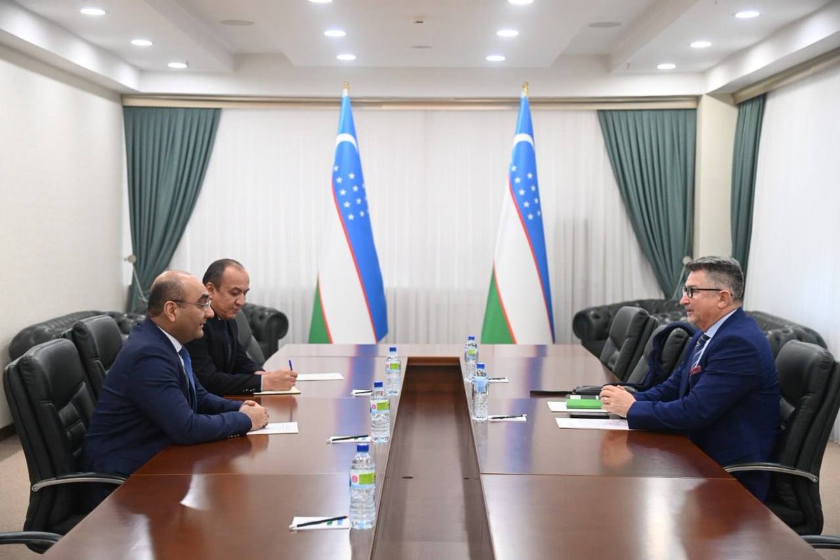 🇺🇿🇭🇷Deputy Foreign Minister of Uzbekistan and the Ambassador of Croatia agreed to hold events aimed at expanding mutually beneficial bilateral ties

Read more (dunyo.info/en/Novosti-MID…)

#MFA #Croatia #Meeting

Veb-sayt - hungary.mfa.uz
Facebook - facebook.com/profile.php?id…