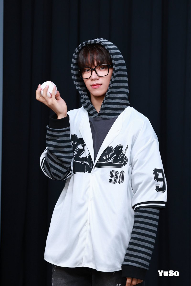 Yuso0804's tweet image. 제이엘 선배님
251129

#AHOF #아홉
#JL #제이엘