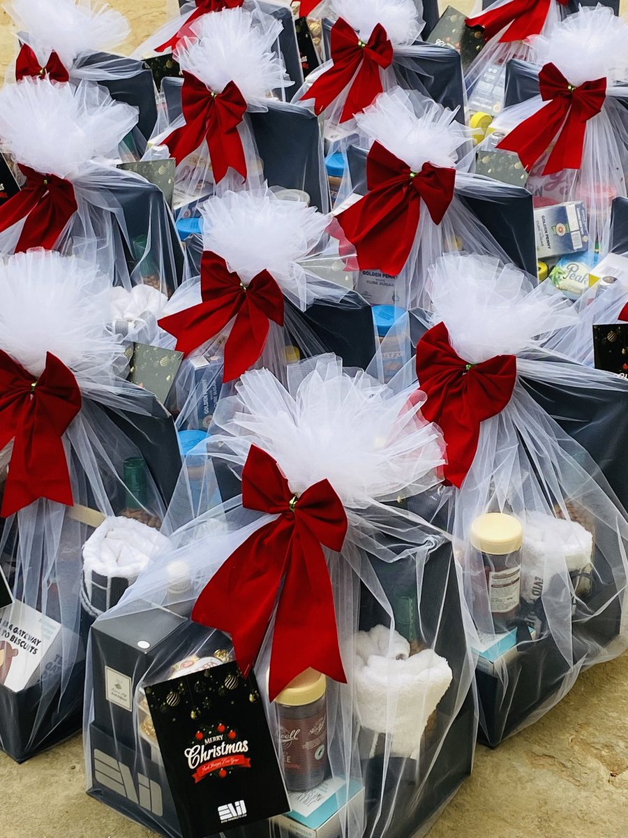 ITs_Platter's tweet image. 💃🏼💃🏼💃🏼💃🏼💃🏼officially counting down to Christmas 🎄 

I am super excited for all the hampers I will be packaging and delivering. 

Kindly send in your bookings 

Link in bio for booking 
DM is open as well

Bulk delivery is available nationwide. 

Kindly repost 🙏