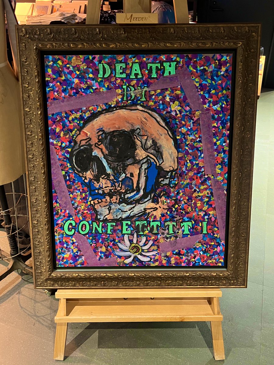 c__m_i_r_d's tweet image. お仕事終わりジョニーの個展に！またお金を使ってしまった……でも材料が豊富すぎたおかげで絶対カッコいいの作れる！