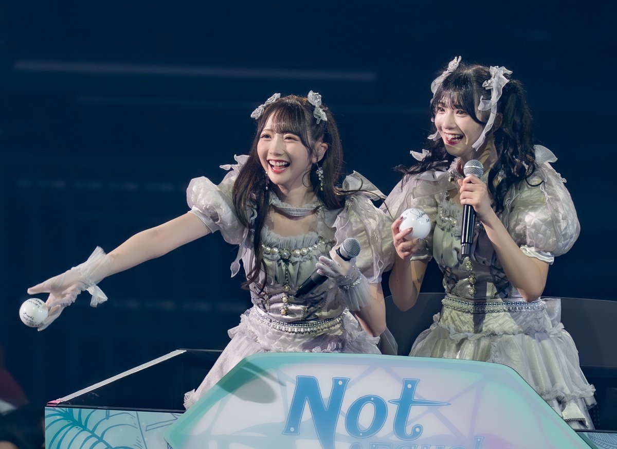 N*R様 ノイミー 菅波美玲 サインボール E−Lineマスクビジュアルカード（サイン入り） ノイミー菅波美玲さん