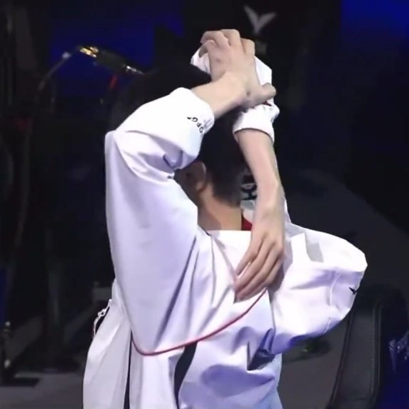 hide_on_Moja's tweet image. 이분야 GOAT