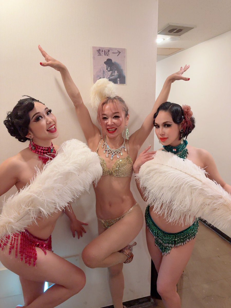 2025/11/30
肝劇場15周年【キャバレー蛾々夫人】
<a href="/foiegrastheater/">肝(フォアグラ)劇場</a> 
東京＆神戸の2公演にMECAVとのコラボショーで出演いたしました。
ご来場の皆様、ありがとうございました✨
滅多に見られないようなショーの数々！すごかった…！！