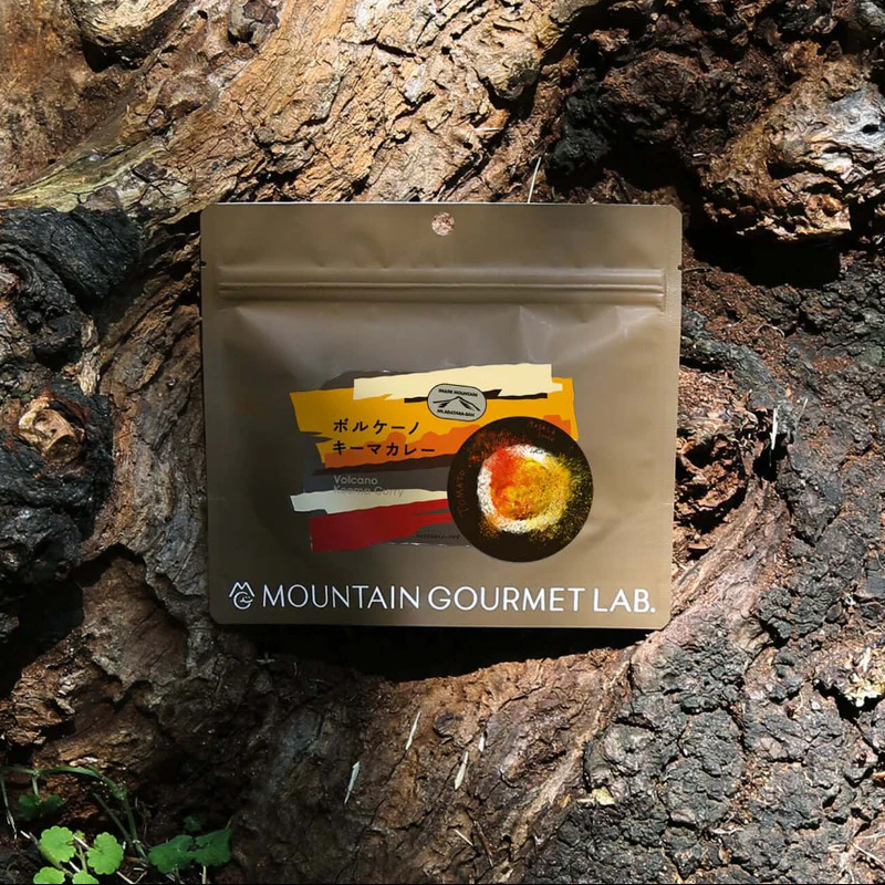 hinataストアの中の人達 tweet media