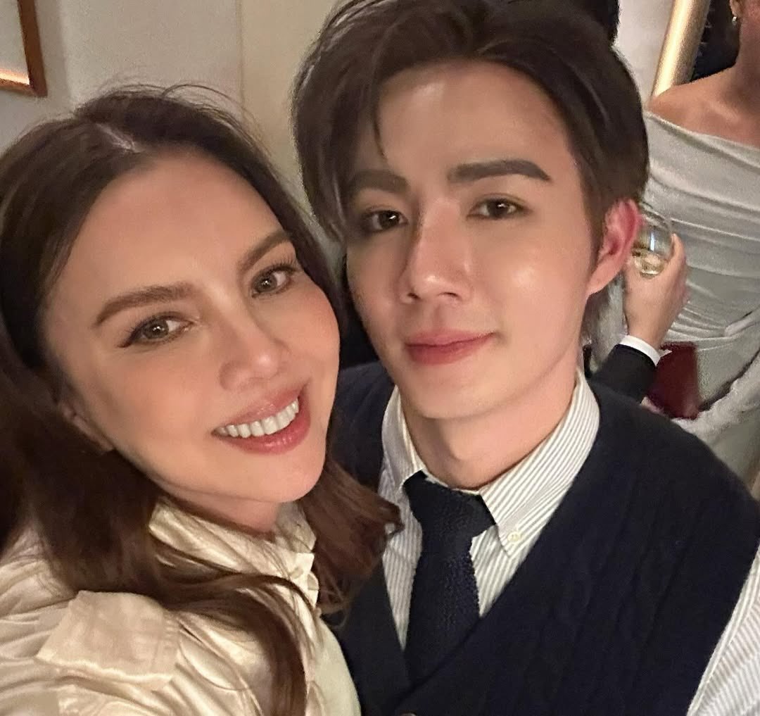 ZeePruk_OFC's tweet image. [ IG : c_aguilar ]

Wonderful night at Ralph Lauren opening shop party🐎🤎

@RalphLauren

#RalphLaurenTHxZeePruk
#RalphLaurenTH

🌊 @zee_pruk ☀️ 
#ZeePruk #Zunshine