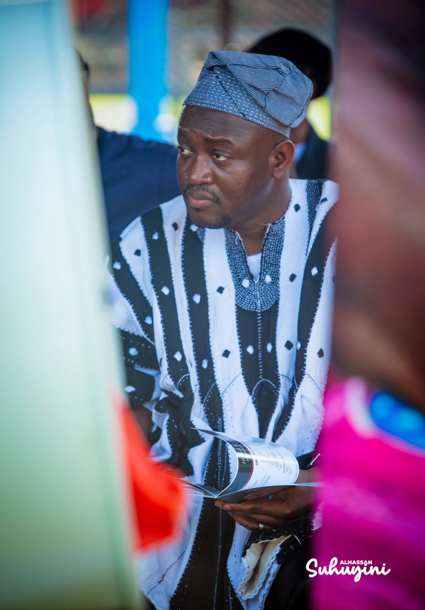 The_Suhuyini's tweet image. Take chances, make memories.
Live life to the fullest. 

Happy new week and month. 

#PossibleTogether