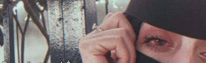 " لوْ أن الطواري تنشرى بعت بأرخص سوم 
أنا منزعج —— من صوّت ذاكرتي الهادي "
         « الظاهر كل شقا الإنسان من ذاكرته »