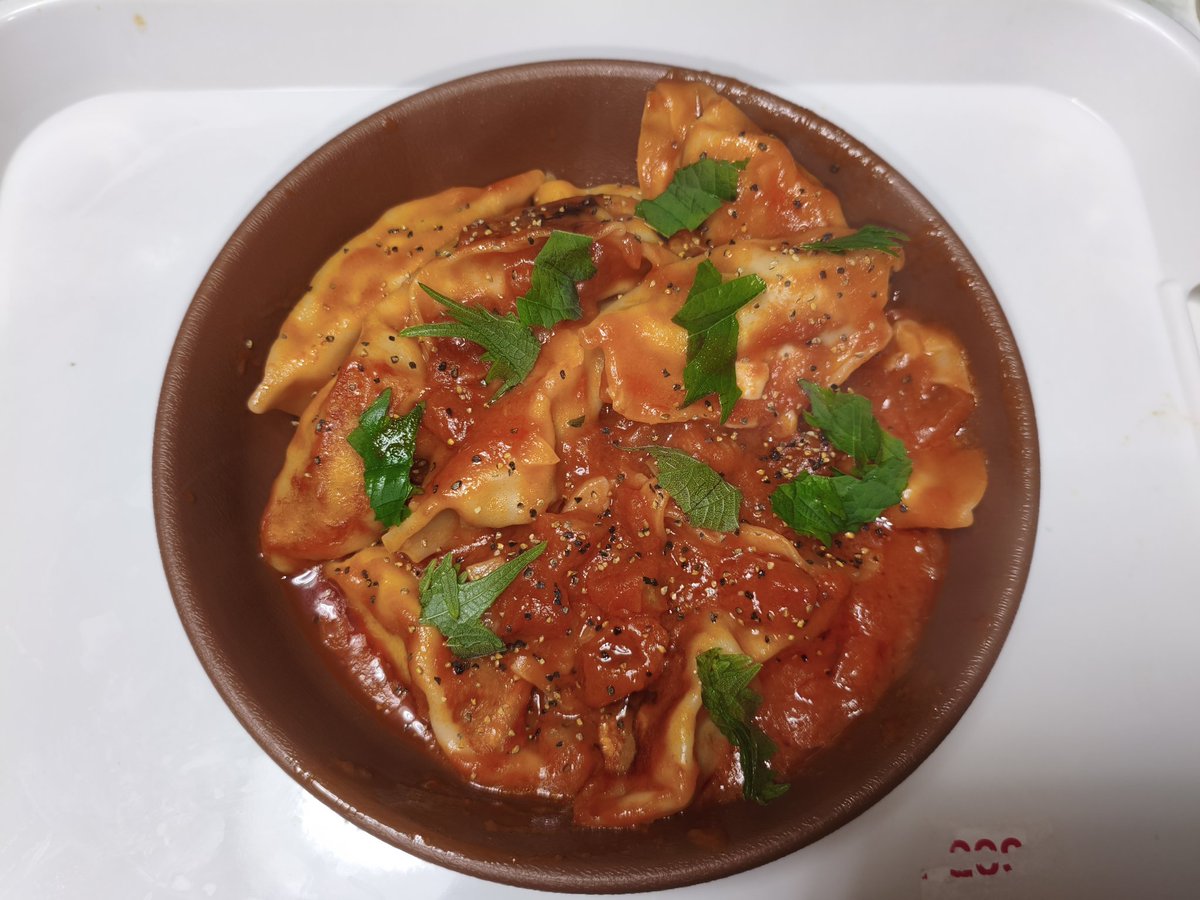 登板回数の多いトマト缶餃子🤗
水の代わりにトマト缶入れて焼くだけ🤗
考えるな、感じろ、
Don't think,feel so good！😎