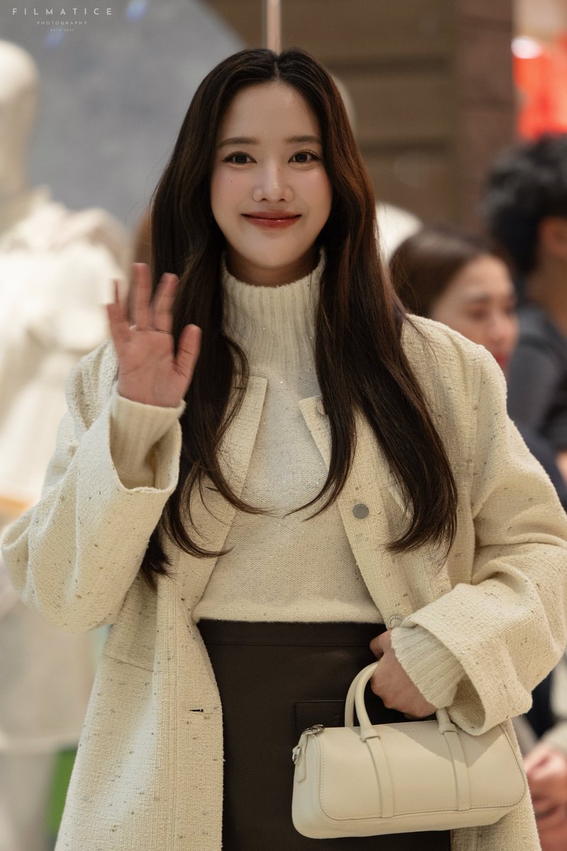 filmatice's tweet image. โอ้โหคุณณณ

SAROCHA JOIN LONGCHAMP SS26
#LongChampSS26xFreen
#srchafreen