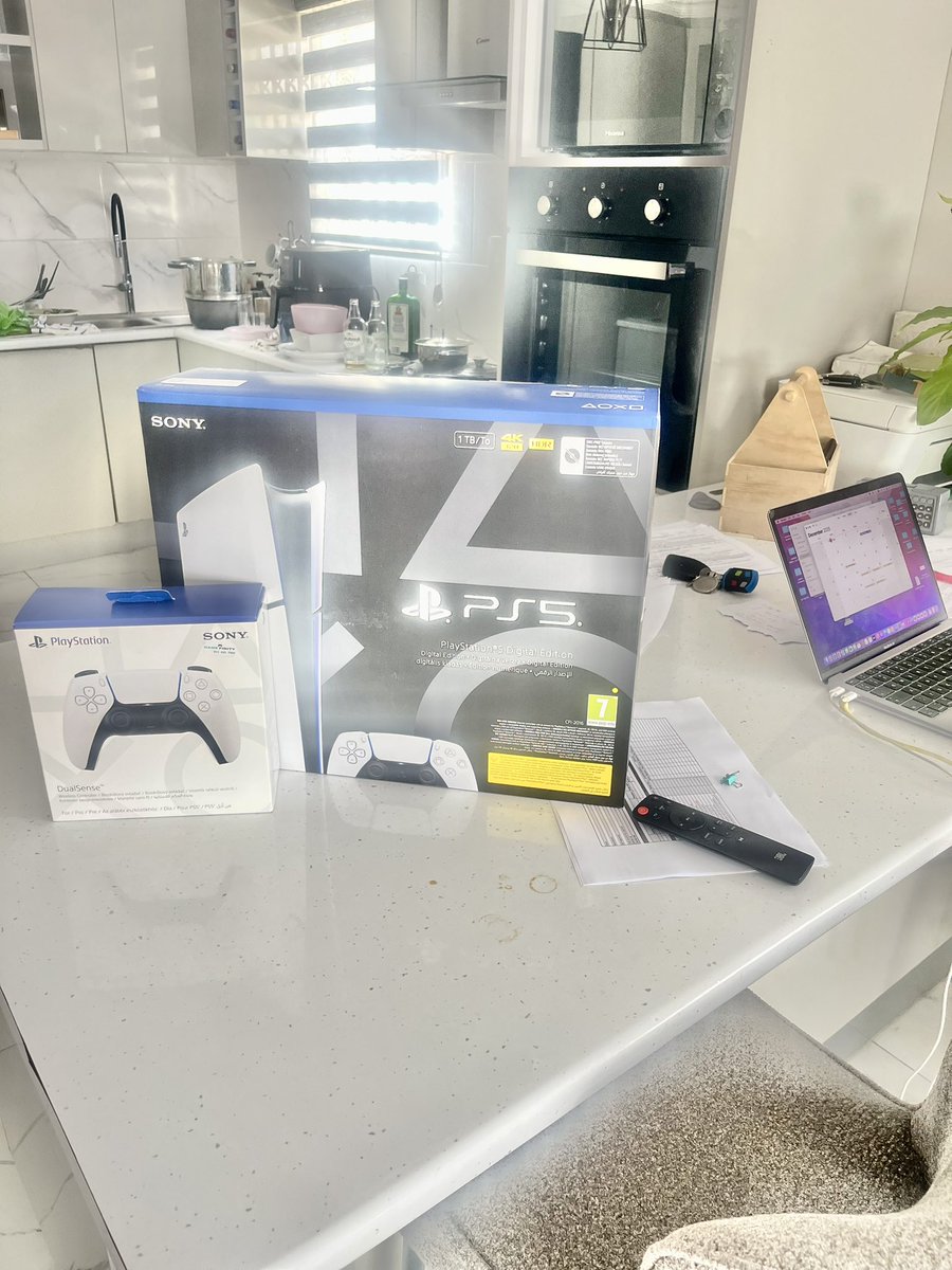 Amazon did the things , my boy is going to be so happy 

Don’t think I’ve ever been this happy 😊