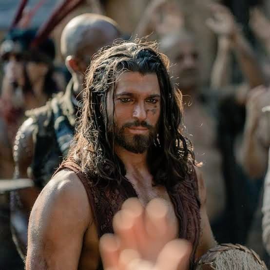 Series_Mil's tweet photo. Llegó el día!! 

#CanYaman es Sandokan 🐯⚔️🏴‍☠️

#SandokanPremiere https://t.co/KX5nYz2yvt