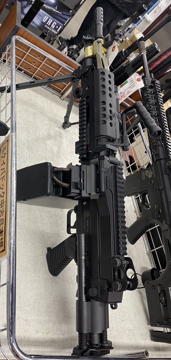 当店カスタムしてあるので、11.1Vリポバッテリー仕様になってますよ