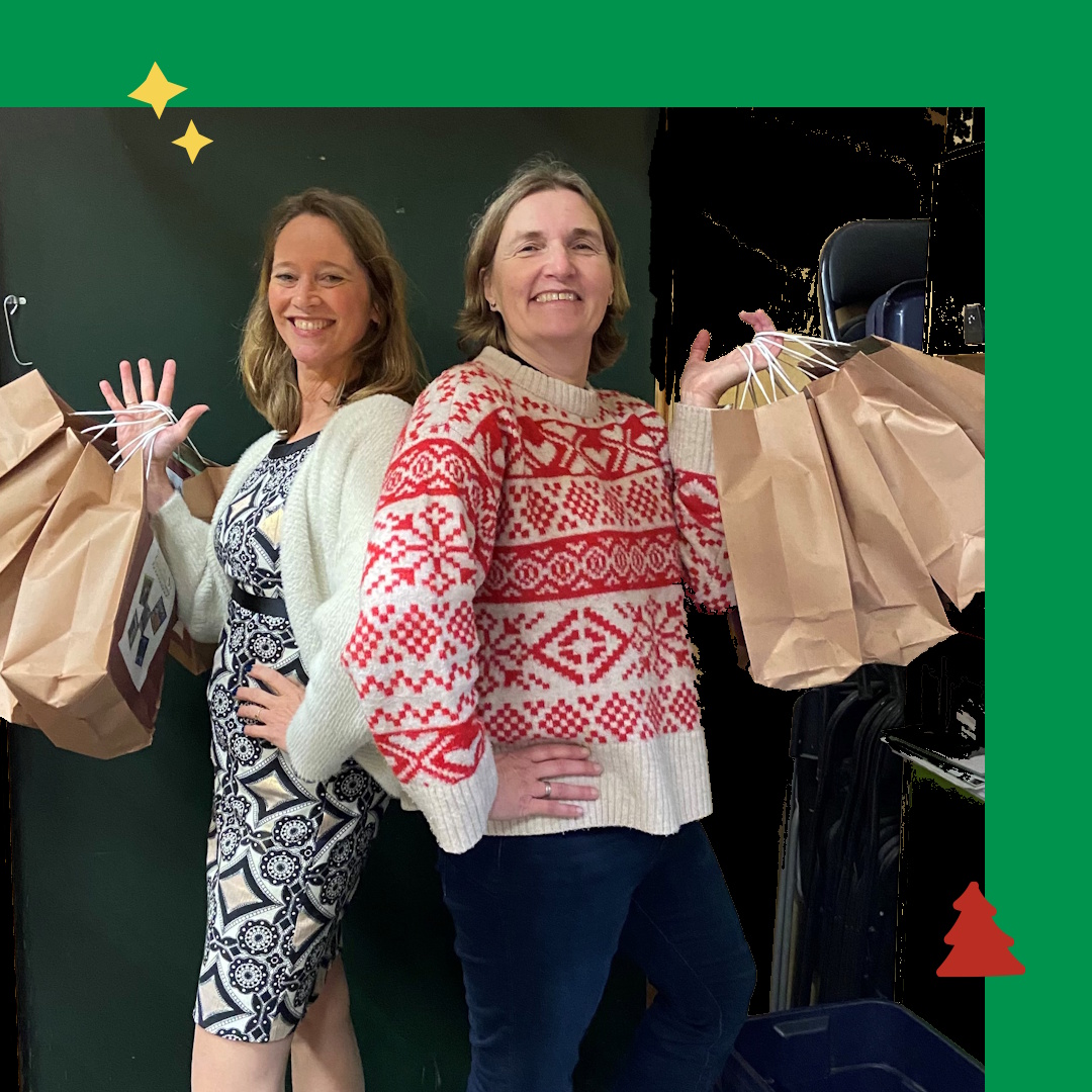 DANK JE WEL voor alle toppers die ons het hele jaar helpen: vrijwilligers, gastdocenten en iedereen die ons een warm hart toedraagt. Daarom stappen we deze weken op de fiets, in de auto en door weer en wind om meer dan 100 kerstpresentjes persoonlijk te bezorgen!
#WNTweb