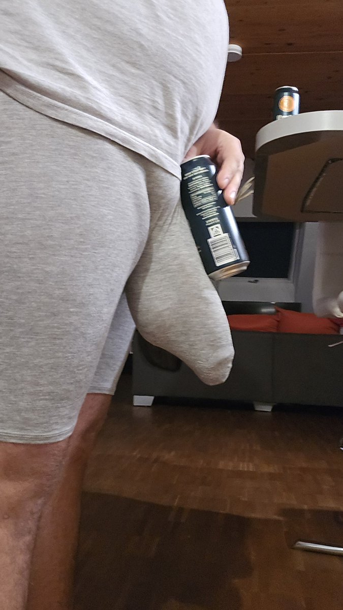 xBigbenboomx's tweet photo. how big is a beer can for you? 🤪
What should i compare it to?
schönen montag ❤️ mit was soll ich mein schwanz vergleichen?
#bwc #bigcock #hugedick #monster #horse #bulge #bulgealert #viral #wmaf #outfit #bbc #bleached #whitecock #boxershort #monday #montag #drake #raceplay #D https://t.co/PajNC9plfx