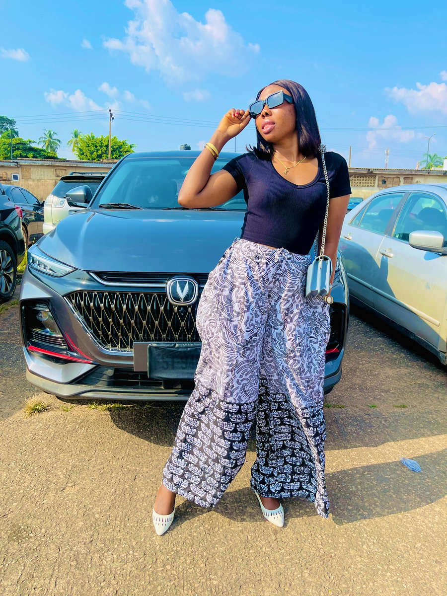 It’s Beginning to Smell like Christmas 🤶 😍🥰

December Babe…..4th is the Date 💃🥰