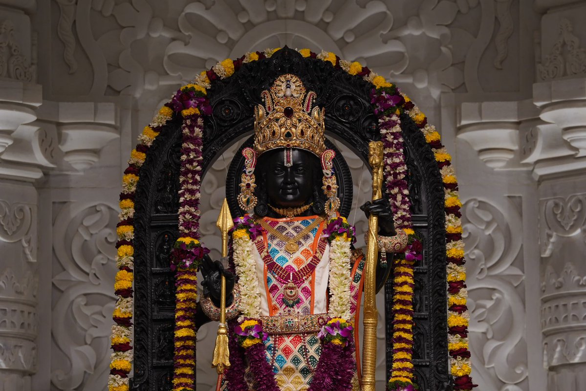 ShriRamTeerth's tweet image. अयोध्या स्थित श्री राम जन्मभूमि मंदिर में विराजमान प्रभु श्री रामलला सरकार 

Prabhu Shri Ramlalla Sarkar at Shri Ram Janmabhoomi Mandir