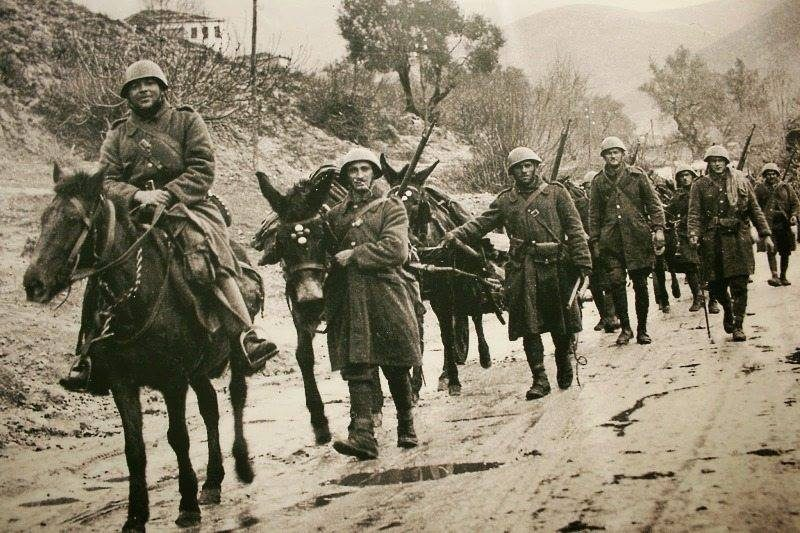 koutsabaki's tweet photo. 30 Νοεμβρίου 1940, η ΧΙΙΙ Μεραρχία του ενδόξου Ελληνικού Στρατού απελευθερώνει το Πόγραδετς μετά από σκληρές μάχες, συνεχίζοντας την προέλαση εντός της Β. Ηπείρου μας. https://t.co/PvesXbsFFS