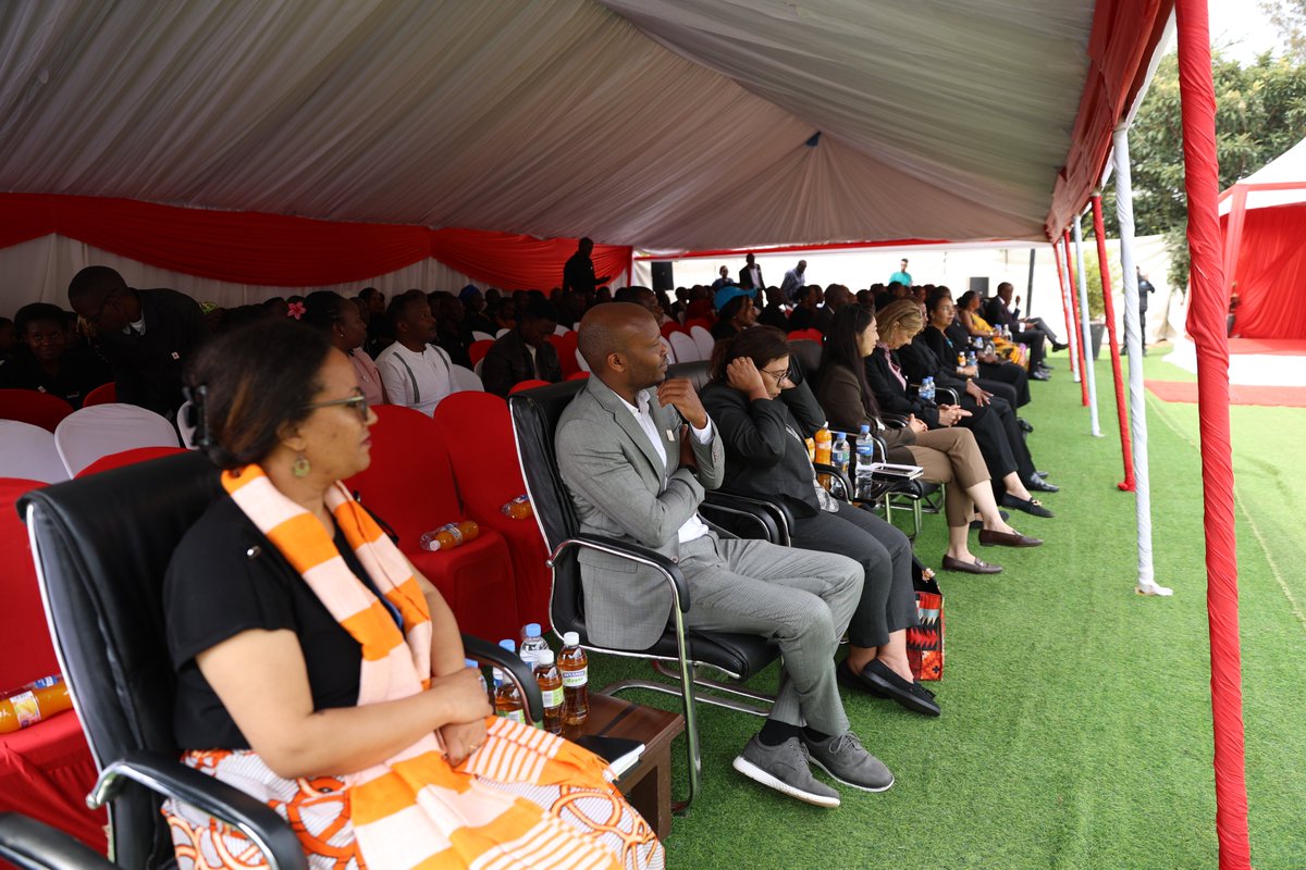 RwandaNGOForum's tweet image. WORLD AIDS DAY 2025

#HappeningNow

Today, @RwandaNGOForum  stands with @RwandaHealth  , @RBCRwanda , #CSOs, stakeholders, partners, and community members for #WorldAIDSDay2025  at Kinyinya Health Centre, @GasaboDistrict . The event honors the extraordinary resilience of…