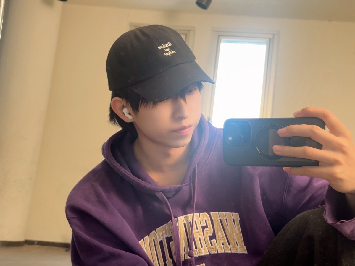 rion_neko_0224's tweet photo. ってな訳でダンス配信からの練習頑張ってきました！帰って編集やぁ！！ https://t.co/iBa6sqsSzX