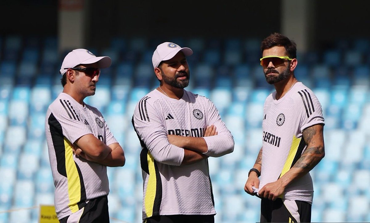 CallMeSheri1_'s tweet image. 🚨 CHAOS INSIDE INDIA ODI TEAM 🚨

- Gambhir, Virat &amp;amp; Rohit are not talking to each other.

- Virat &amp;amp; Rohit wanted to have a separate practice session, but Gambhir denied the request.

- The atmosphere in the ODI team is very bad. (Abhishek Tripathi).