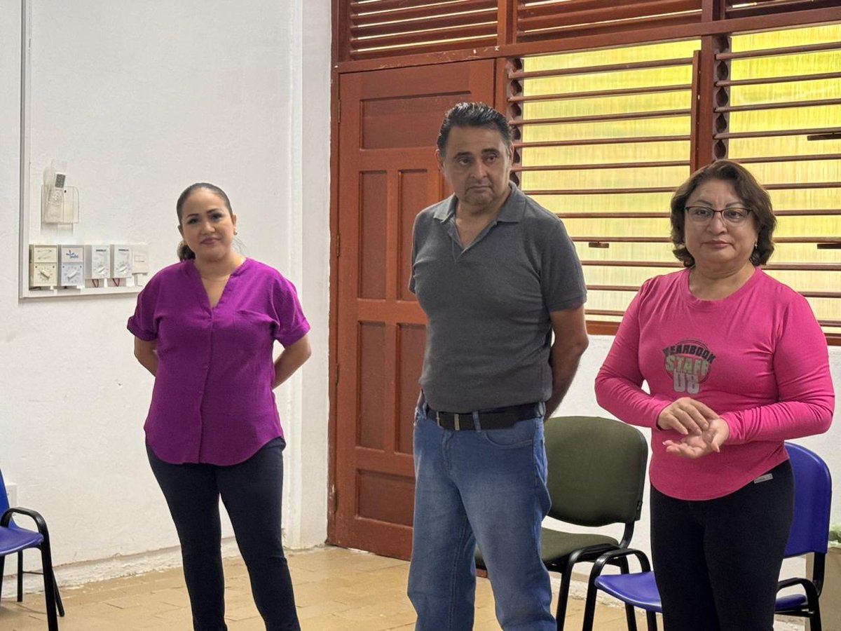 CEPSQROO's tweet image. SESESC, a través del Centro Estatal de Prevención Social del Delito y Participación Ciudadana, acudió al CONALEP para participar en la feria de actividades en el marco de los 16 Días de Activismo para la prevención de la violencia de género.