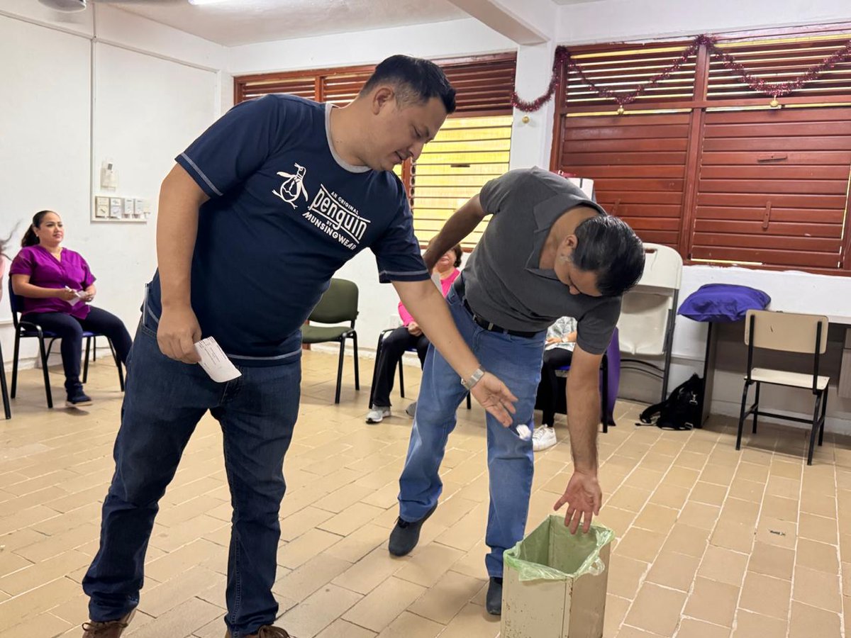 CEPSQROO's tweet image. SESESC, a través del Centro Estatal de Prevención Social del Delito y Participación Ciudadana, acudió al CONALEP para participar en la feria de actividades en el marco de los 16 Días de Activismo para la prevención de la violencia de género.