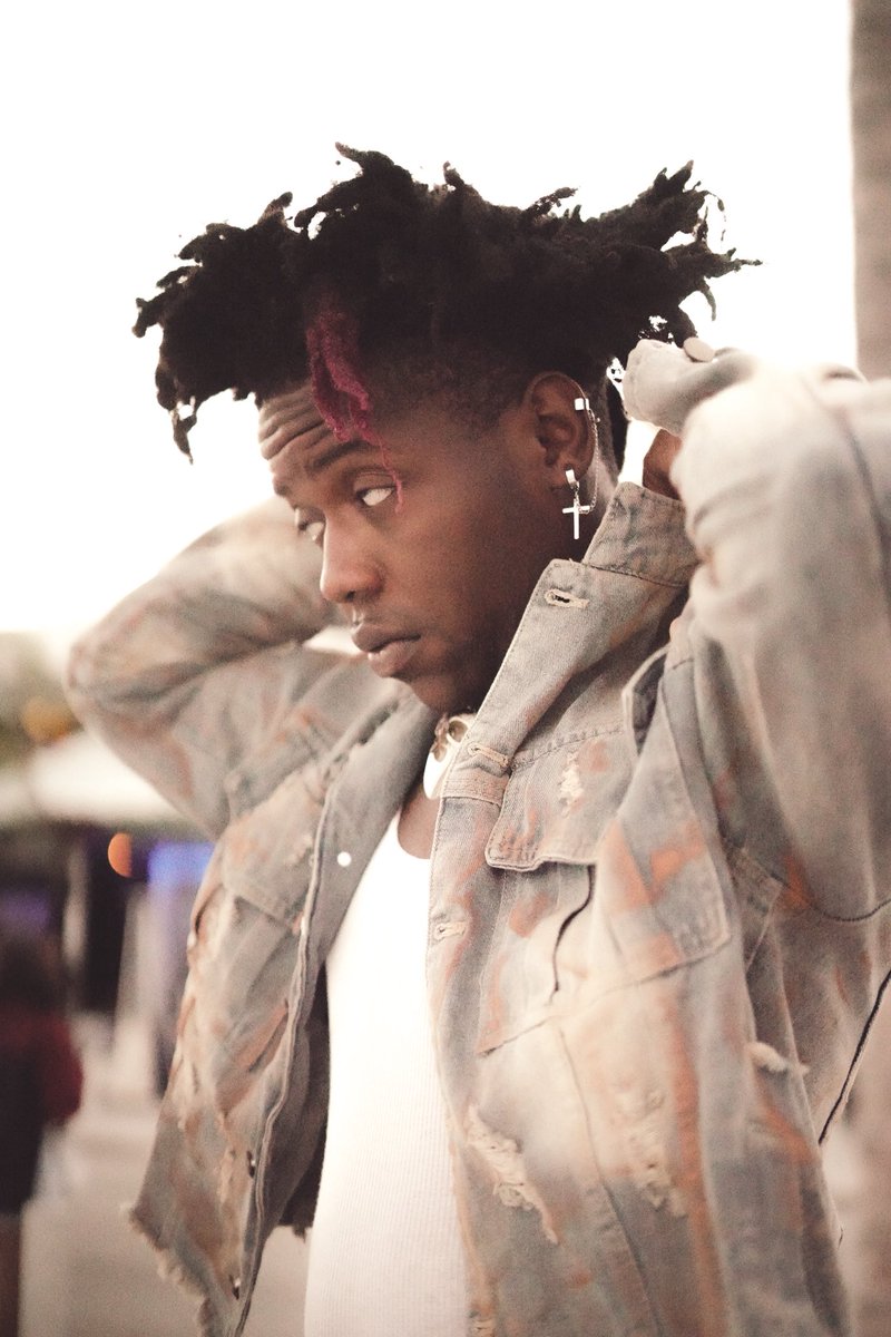 barrybl4ck's tweet image. HIMOTHY WILL I AM! 🐦‍⬛🤍🩶🖤
.
.
5 SONG EP // 3 BONUS TRACKS
.
.
WE ARE ALMOST DONE // VISUALS AND MORE WILL BE DROPPING ASAP🖤🩶
.
.
THANK YOU FOR ALWAYS RAGING🤘🐦‍⬛🔥
.
. special thanks to @jj_hawk_wies for 📸 🔥
(TAGS)
#ragecore #newartist   #metalcore #emocore  #newmusic