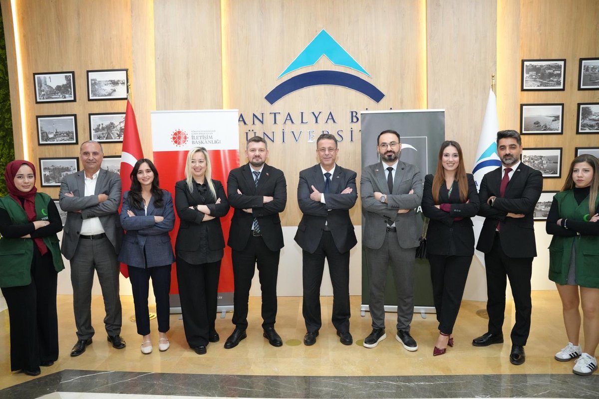 Haberrnet48's tweet image. GÖREV ALDIĞI HER YERİ CANLANDIRAN MÜDÜR Ahmet Uzun.👏🏻👏🏻🇹🇷🌹
@RTErdogan 
@iletisim 
@AntalyaValilik 
@iletisimantalya 

habernet48.com/haber/gorev-al…