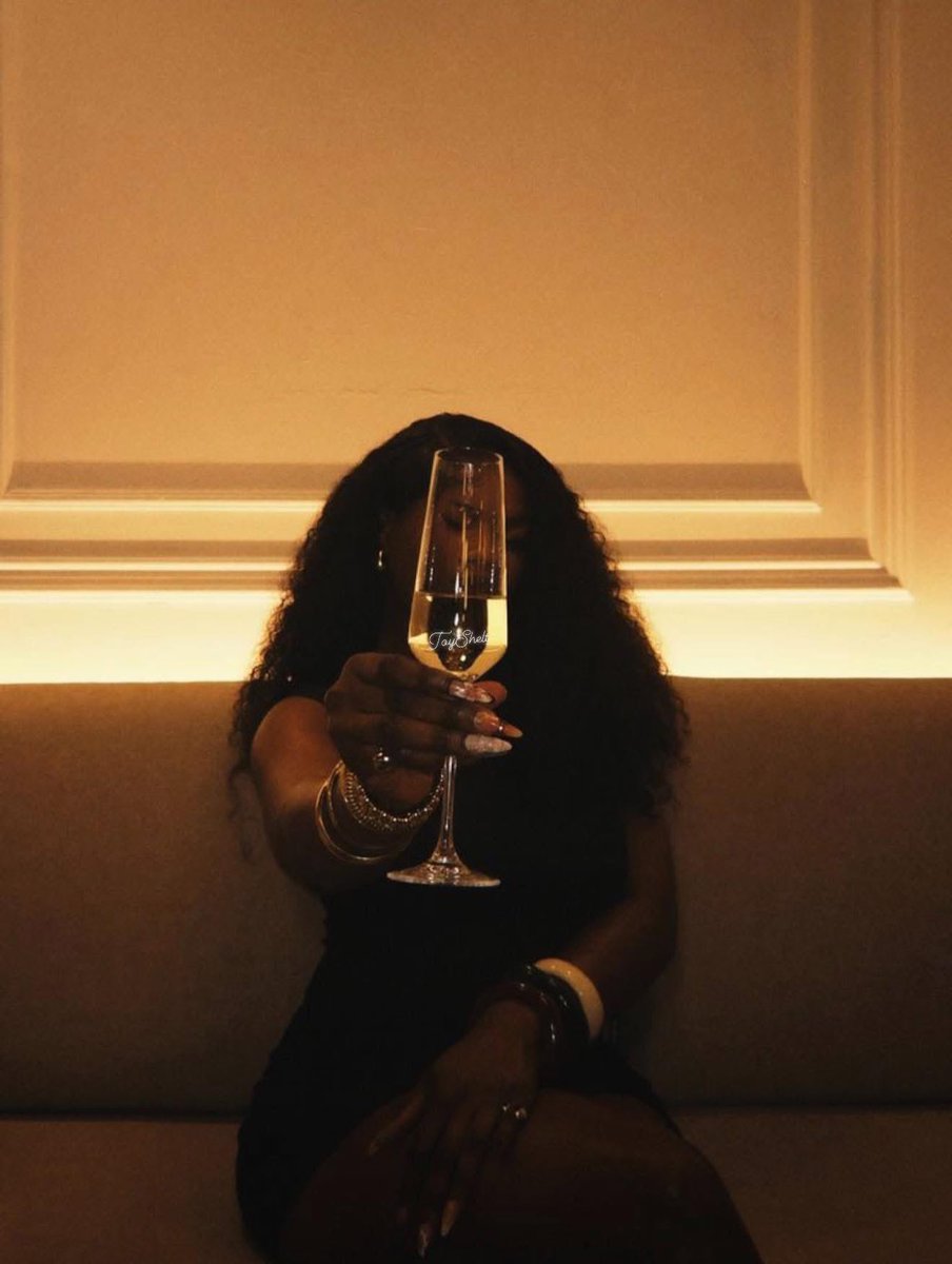 layxsnv's tweet image. Woman To Woman, I Hope You Win!