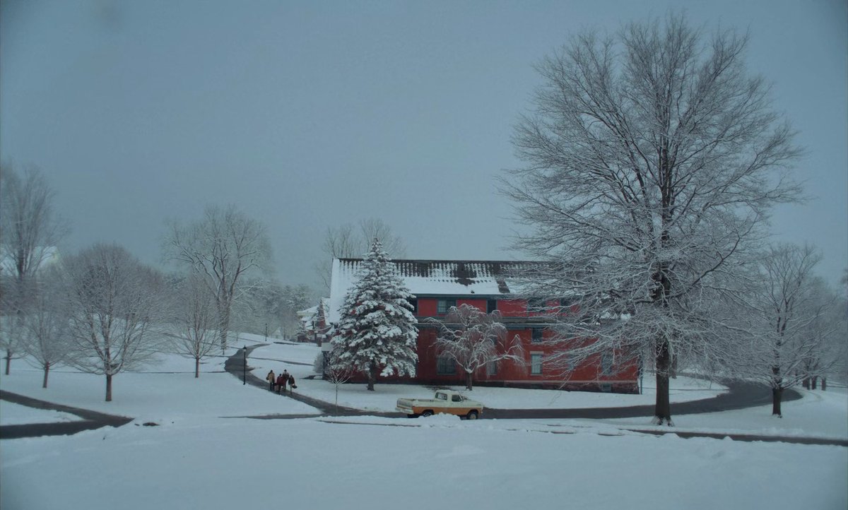 CINEMAGEMS's tweet image. The Holdovers (2023)