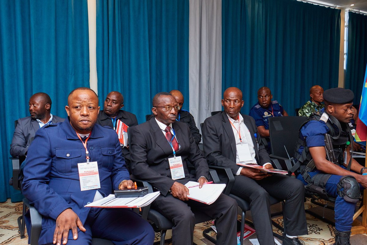 sofepadi's tweet photo. #ProjetRESET
Après des mois de dialogues dans les communes, puis au niveau urbain, les jeunes ont présenté au forum provincial les problèmes restés sans solution et leurs actions de plaidoyer.
Les autorités ont écouté et signé un acte d’engagement pour accompagner leurs propositions.
____________________
#RESET – Nguzo ya Mabadiliko, mis en œuvre par un consortium de six organisations : Mercycorpsrdc (lead), OIM, Sofepadi , CORACON, Justice Plus et APC, avec le soutien financier du Foreign, Commonwealth and Development Office(FCDO).
#ParticipationJeunesse #Beni