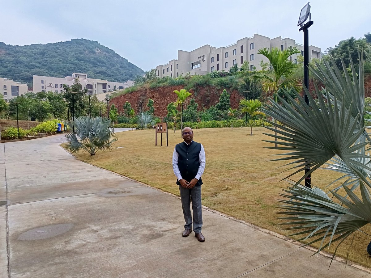 vinaycsir's tweet photo. Attending a Training program at IIM, Visakhapatnam https://t.co/wCsmQdEyMb