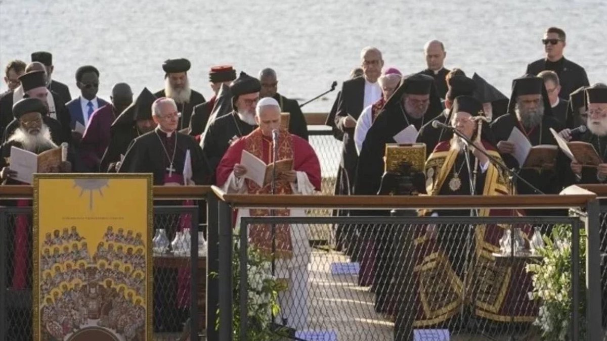 İznik’in mesajı
✒️Mehmet Şandır, Gazete Pencere için yazdı
<a href="/MehmetSandir/">Mehmet Şandır</a> 

📌"Papa’nın tüm Hristiyan kiliseleri ile toplanıp İznik’te ayin yapması ve birlik çağrısında bulunması asla masum bir eylem değildir."

gazetepencere.com/yazarlar/iznik…