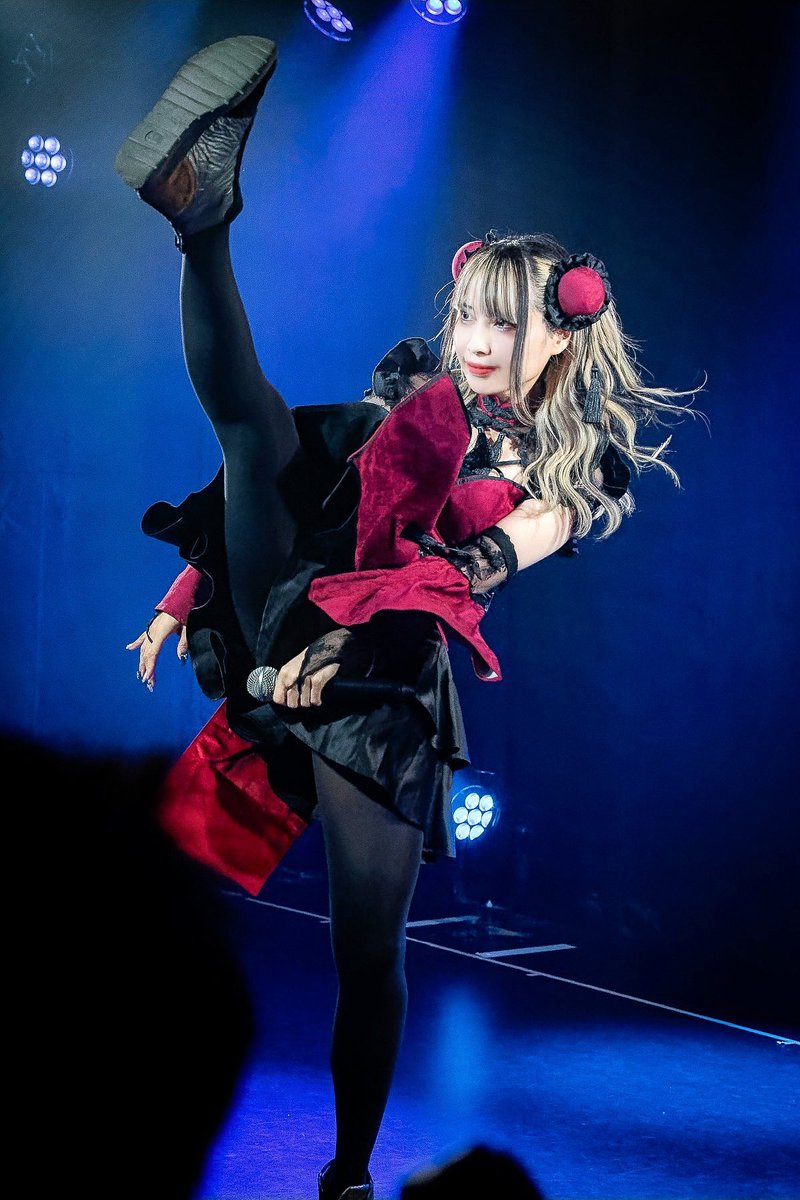 ◆ こまり 44歳のハイキック最新版